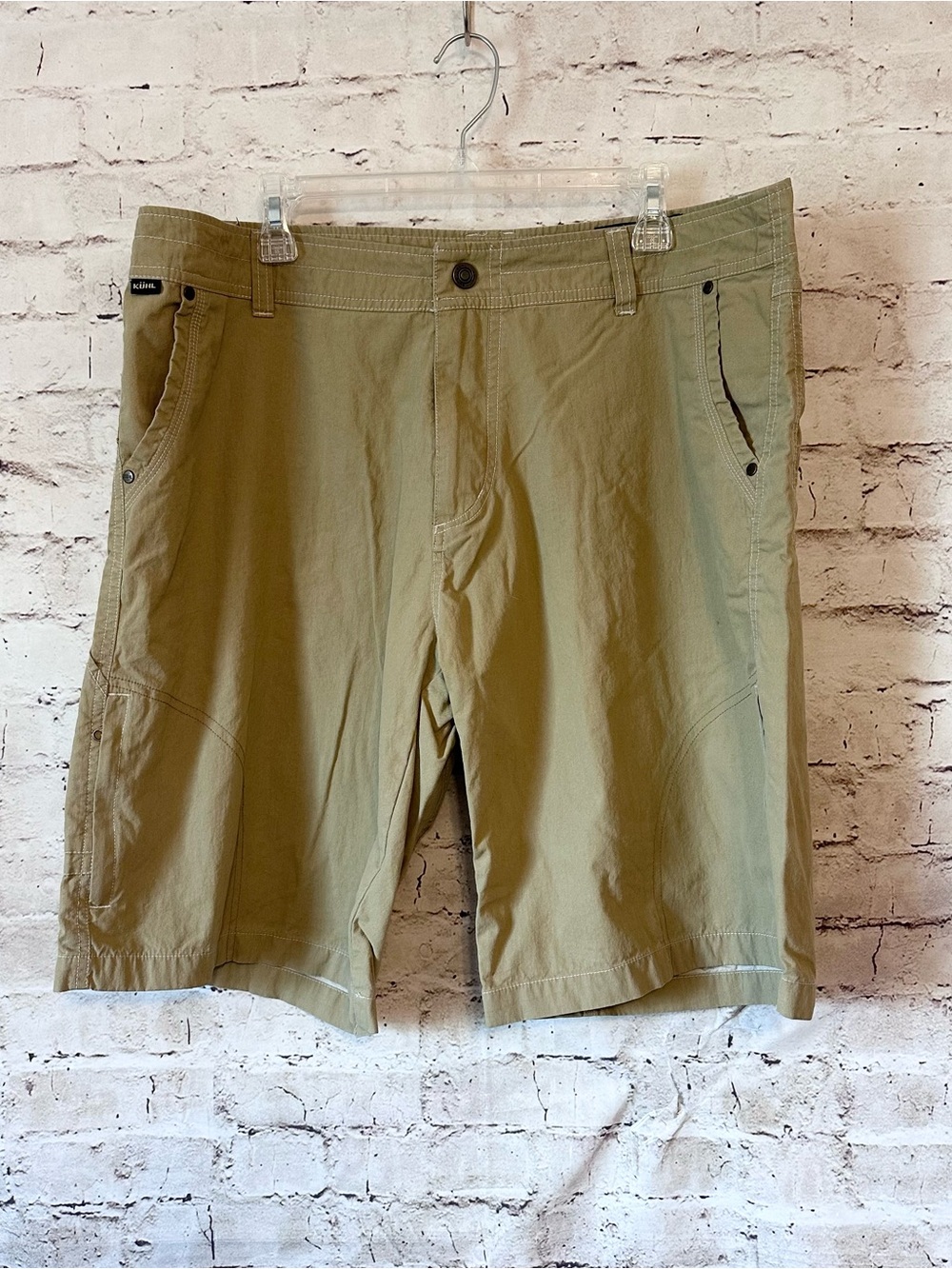 KÜHL Men's Olive/Tan Hybrid Tech Shorts